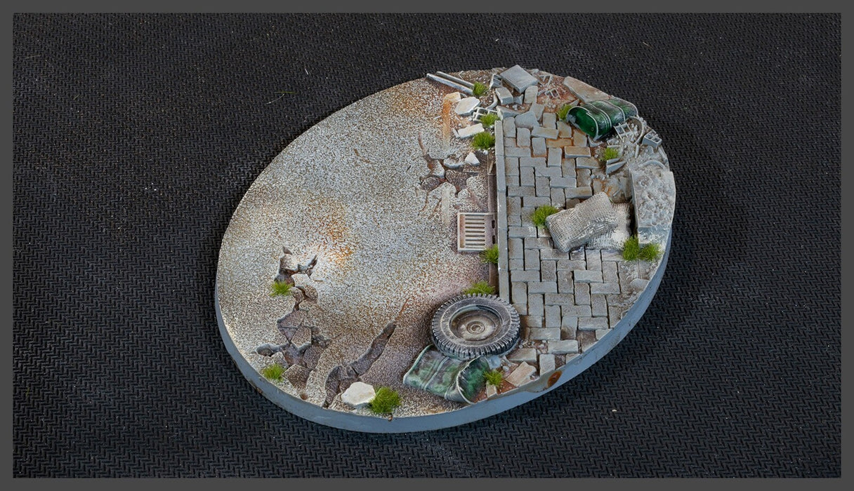 Urban Warfare Bases Oval 120mm (x1)